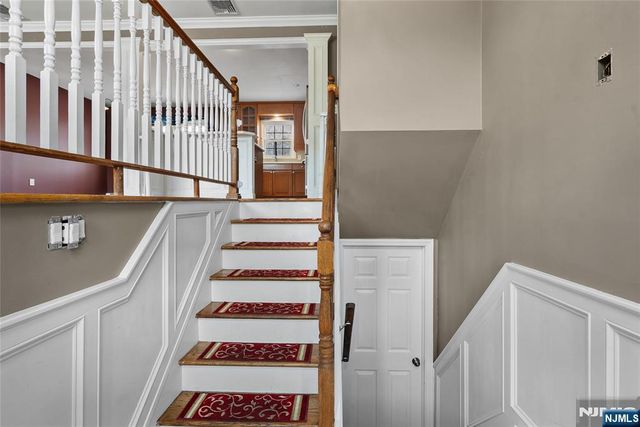 334 Pine Street, Pompton Lakes, NJ 07442