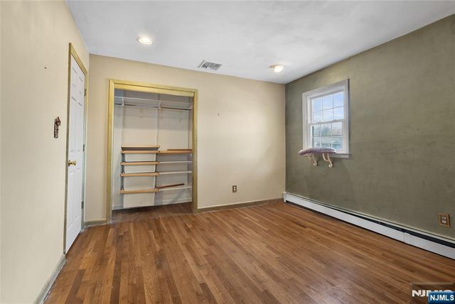 334 Pine Street, Pompton Lakes, NJ 07442