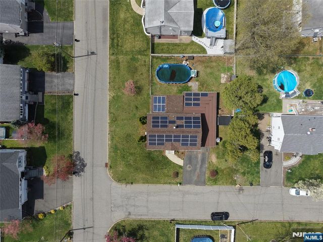 334 Pine Street, Pompton Lakes, NJ 07442