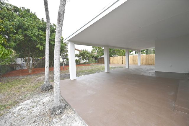 6615 SW 4th St, Miami, FL 33144