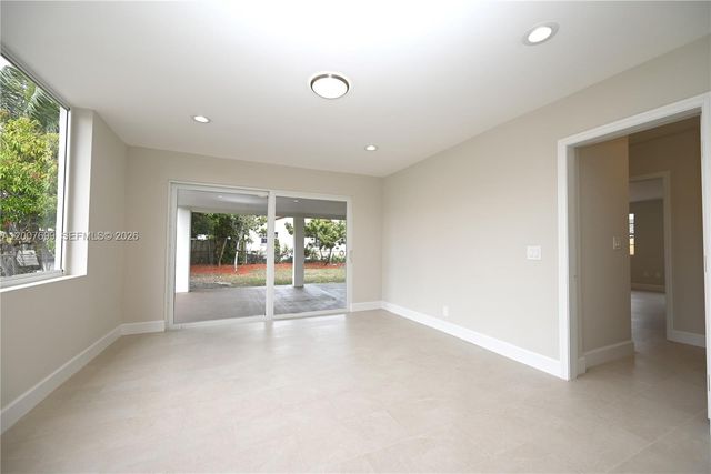 6615 SW 4th St, Miami, FL 33144