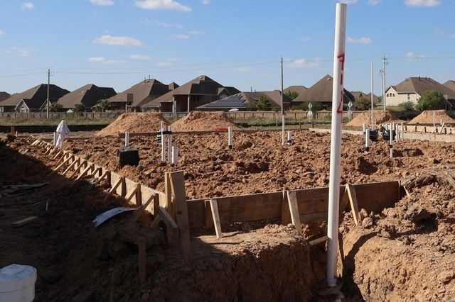 7114 Salt Dome Drive, League City, TX 77573