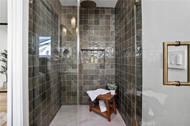 8352 Friesland, Huntington Beach, CA 92647