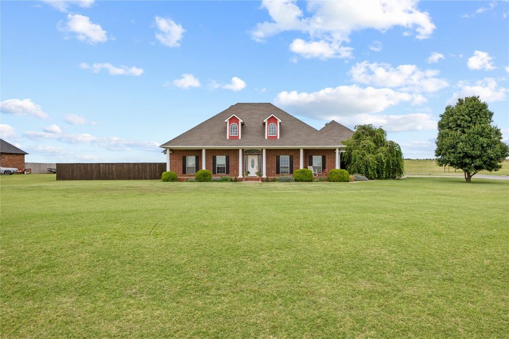 17182 N 2850 Road, Kingfisher, OK 73750