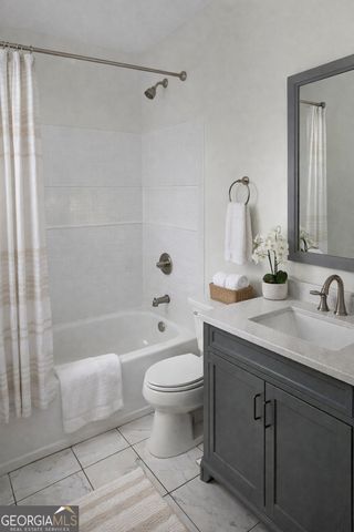 2395 SW FAIRWAY Circle SW, Atlanta, GA 30313