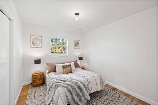8000 Williamson Creek DR, Austin, TX 78736