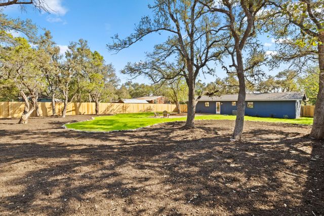 8000 Williamson Creek DR, Austin, TX 78736