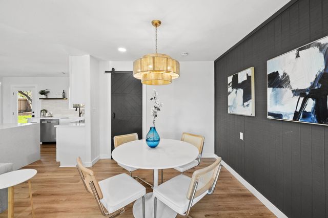 8000 Williamson Creek DR, Austin, TX 78736