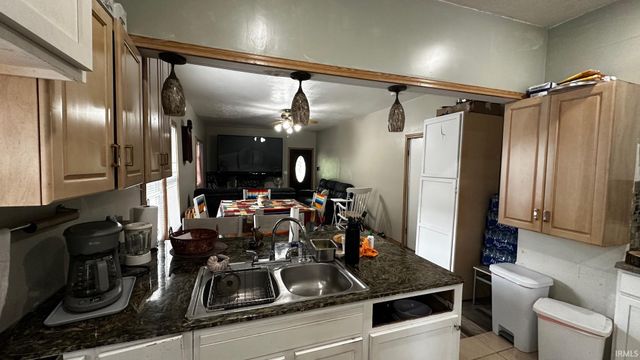 1809 Elwood Avenue, South Bend, IN 46628