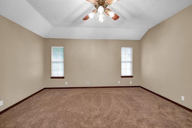 301 Jansen Drive, West Columbia, TX 77486