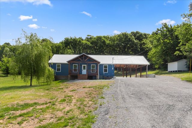 402 Cortner Hollow Rd, Petersburg, TN 37144