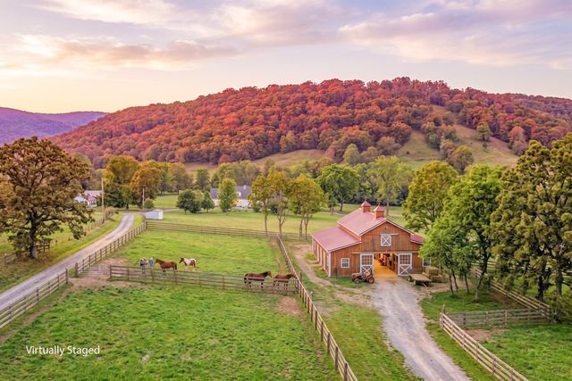 402 Cortner Hollow Rd, Petersburg, TN 37144