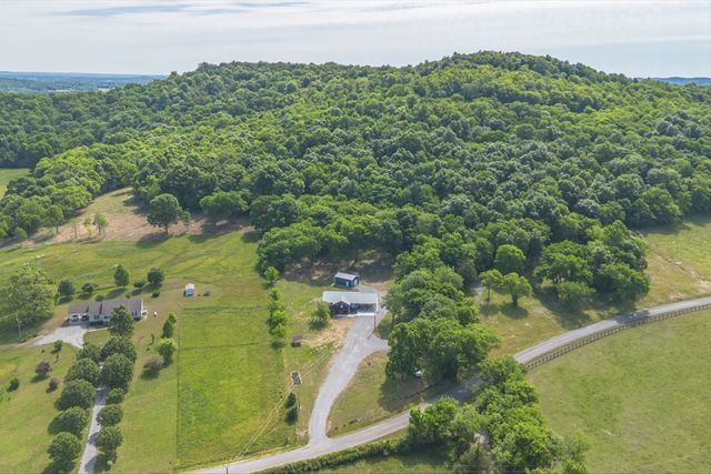 402 Cortner Hollow Rd, Petersburg, TN 37144
