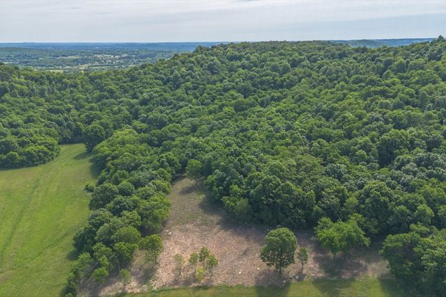 402 Cortner Hollow Rd, Petersburg, TN 37144
