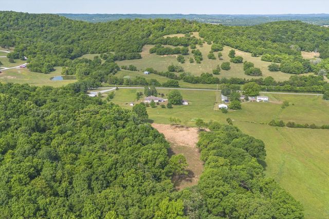 402 Cortner Hollow Rd, Petersburg, TN 37144