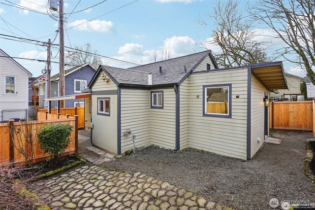 1213 S J Street, Tacoma, WA 98405