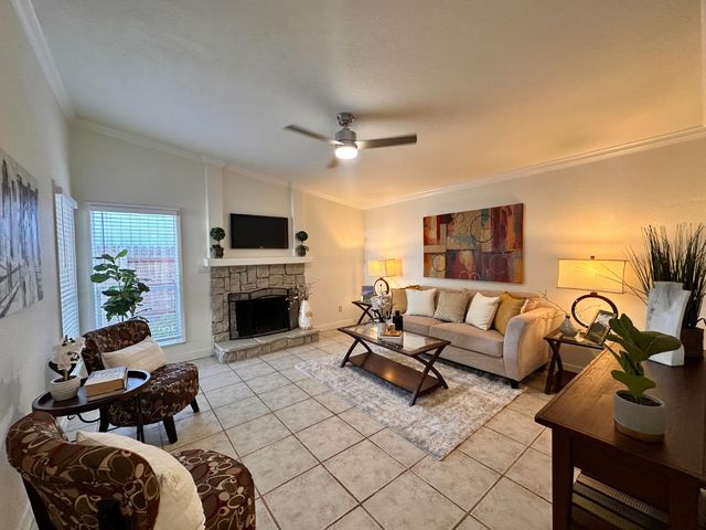 305 Union St, Roseville, CA 95678