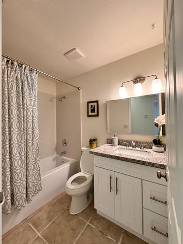 305 Union St, Roseville, CA 95678