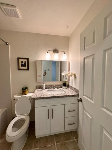 305 Union St, Roseville, CA 95678