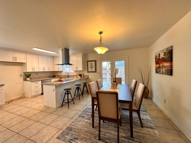 305 Union St, Roseville, CA 95678