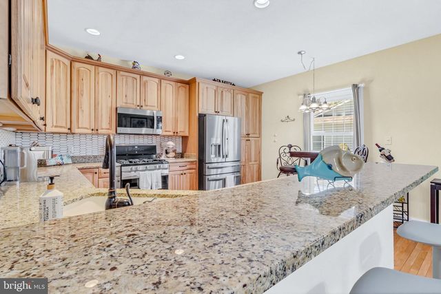 88 OLD FIELD RD, Irvington, VA 22480