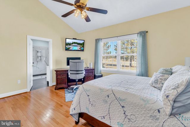 88 OLD FIELD RD, Irvington, VA 22480