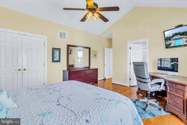 88 OLD FIELD RD, Irvington, VA 22480