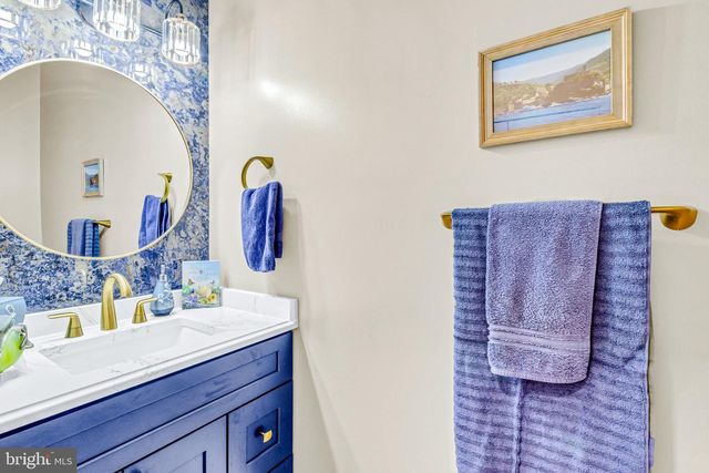 88 OLD FIELD RD, Irvington, VA 22480