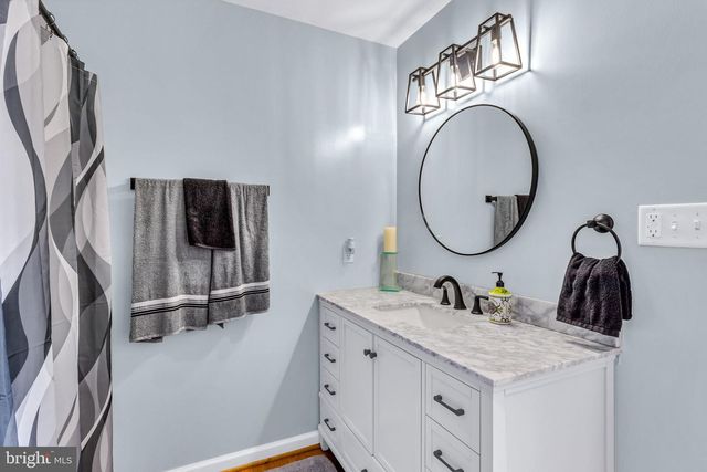 88 OLD FIELD RD, Irvington, VA 22480