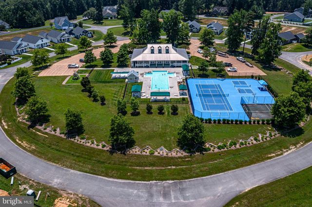 88 OLD FIELD RD, Irvington, VA 22480