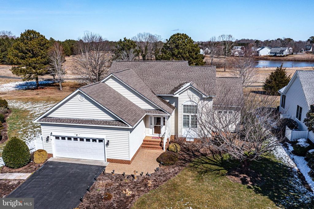 88 OLD FIELD RD, Irvington, VA 22480