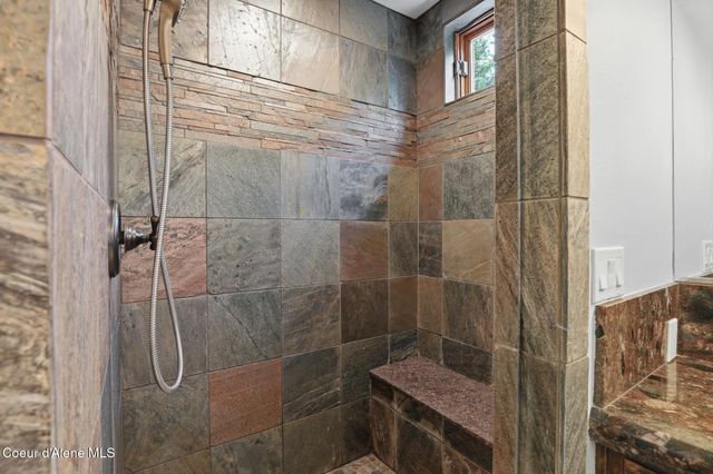 1510 E Pebblestone CT, Hayden, ID 83835