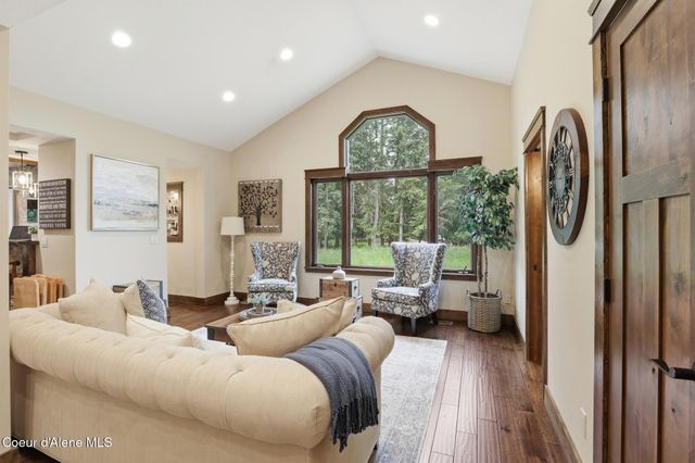 1510 E Pebblestone CT, Hayden, ID 83835