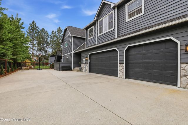 1510 E Pebblestone CT, Hayden, ID 83835