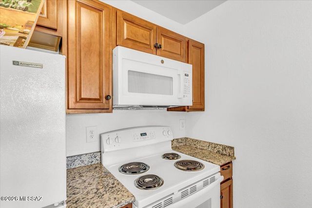 7623 E Callisto Cir Unit 298, Tucson, AZ 85715