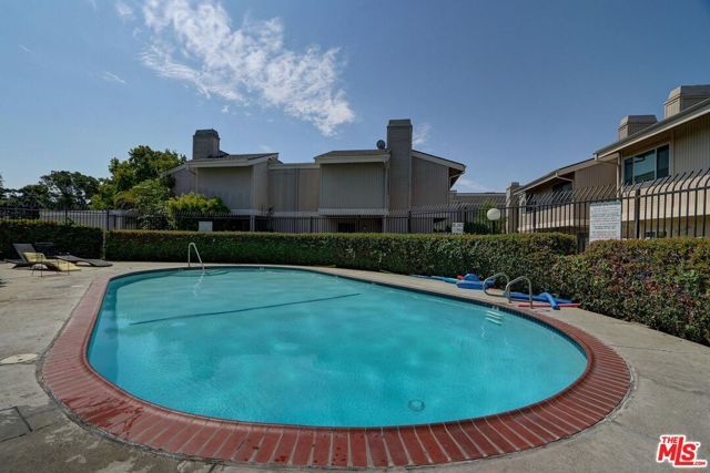 1275 Seacliff Court 5, Ventura, CA 93003
