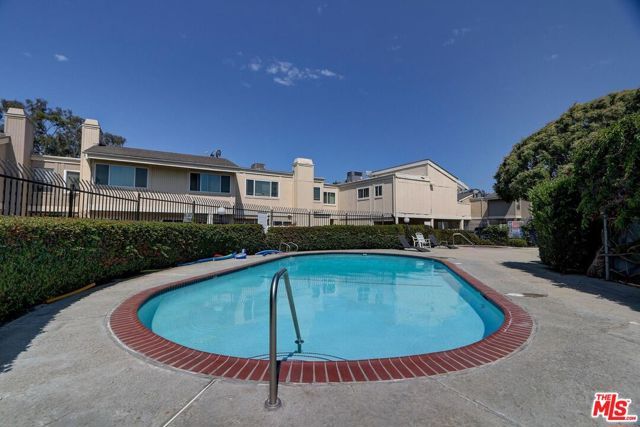 1275 Seacliff Court 5, Ventura, CA 93003