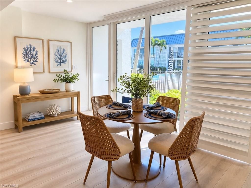 333 Harbour DR 109, NAPLES, FL 34103 — photo 2