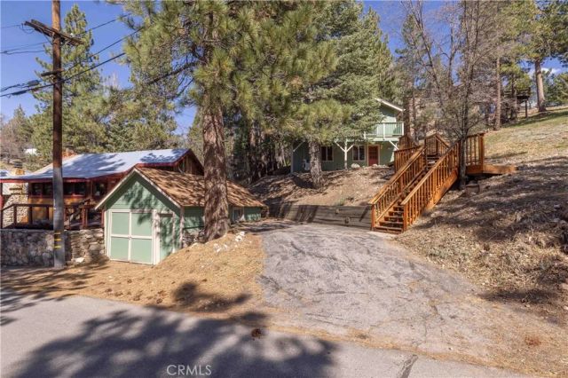 1109 Brookside, Fawnskin, CA 92333