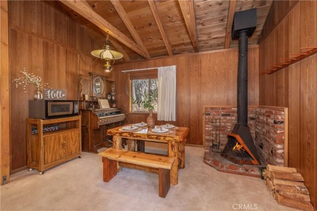 1109 Brookside, Fawnskin, CA 92333