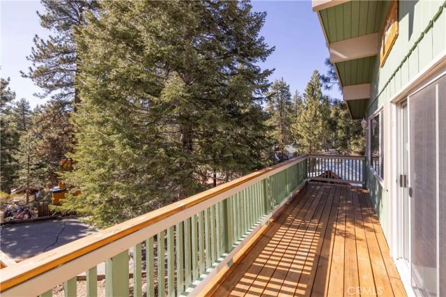 1109 Brookside, Fawnskin, CA 92333