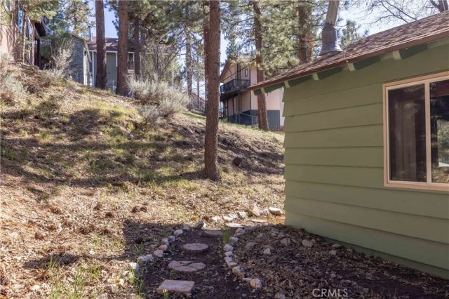 1109 Brookside, Fawnskin, CA 92333