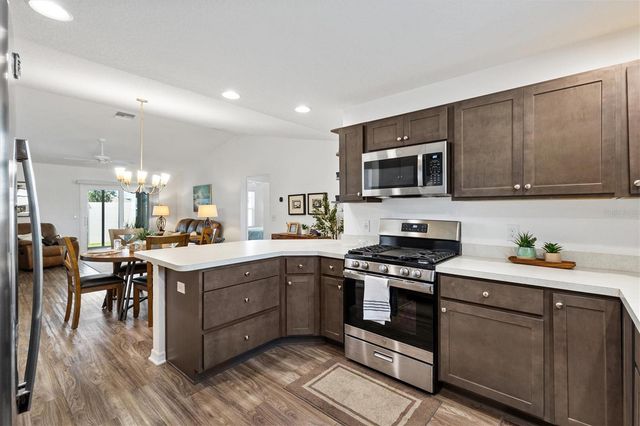 6767 MARY LOOP, The Villages, FL 34762