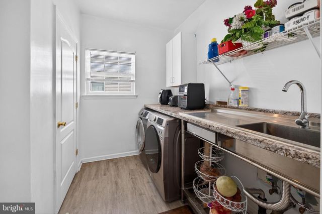 709 S BROAD ST, Clayton, NJ 08312