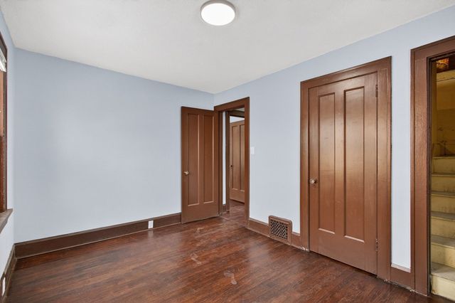 324 Paris Avenue, Rockford, IL 61107