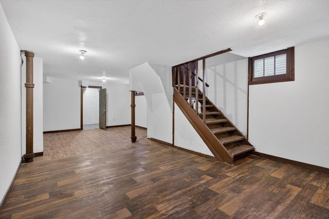 324 Paris Avenue, Rockford, IL 61107