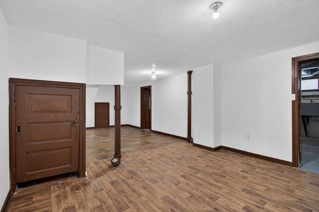 324 Paris Avenue, Rockford, IL 61107