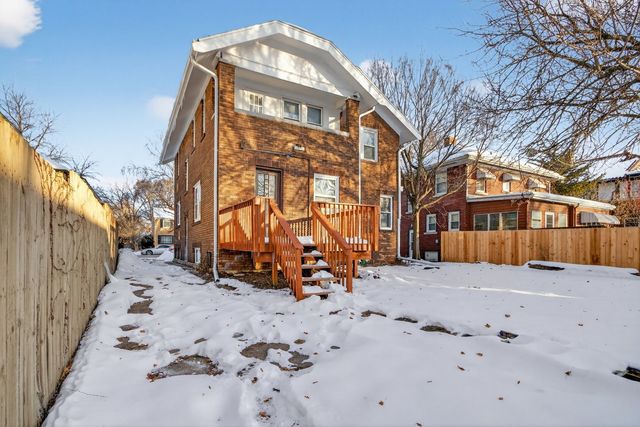 324 Paris Avenue, Rockford, IL 61107