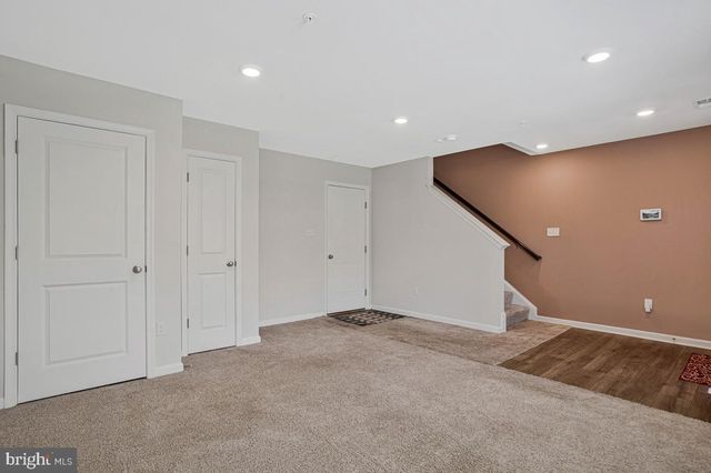 9608 FAGAN DR, Bowie, MD 20721