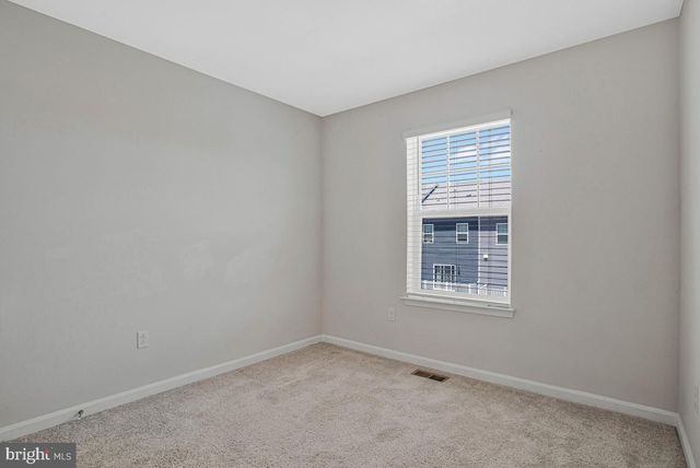 9608 FAGAN DR, Bowie, MD 20721